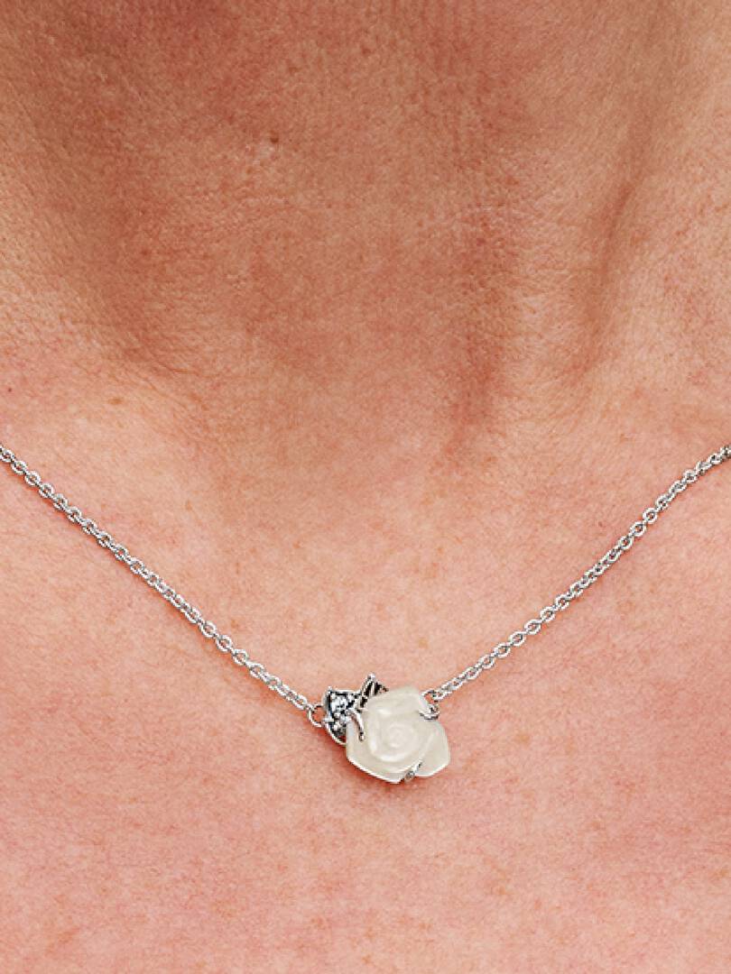 FINAL SALE - White Rose in Bloom Collier Necklace Sterling silver