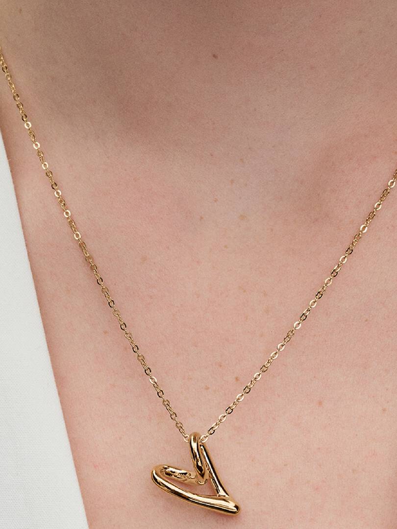 Organically Shaped Heart Pendant Necklace 14k gold plating