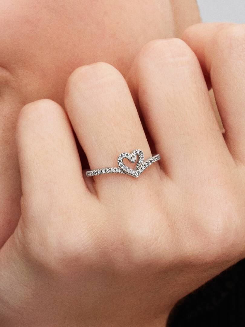 Sparkling Wishbone Heart Ring Sterling silver