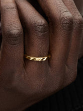 Rippled Band Ring 14k gold plating