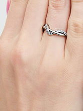 Sparkling Intertwined Wave Ring Sterling silver