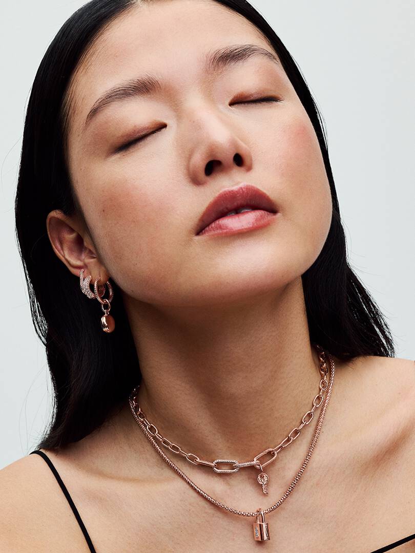 Pandora Moments Studded Chain Necklace 14k rose gold plating