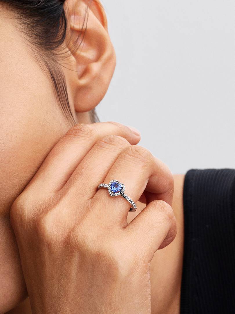 Sparkling Elevated Heart Ring Sterling silver