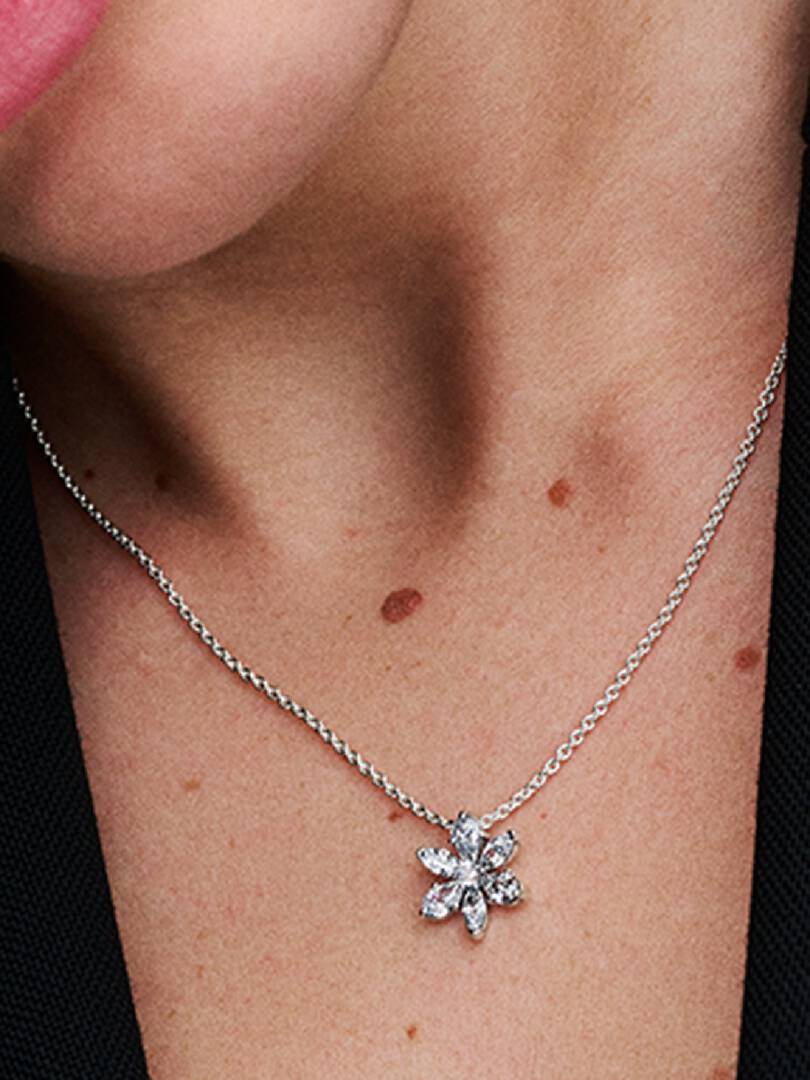 Sparkling Herbarium Cluster Pendant Necklace Sterling silver