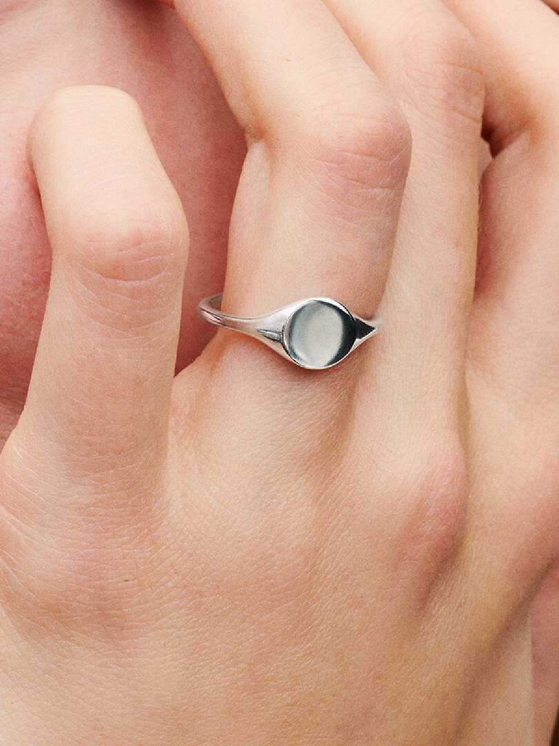 Engravable Signet Ring Sterling silver