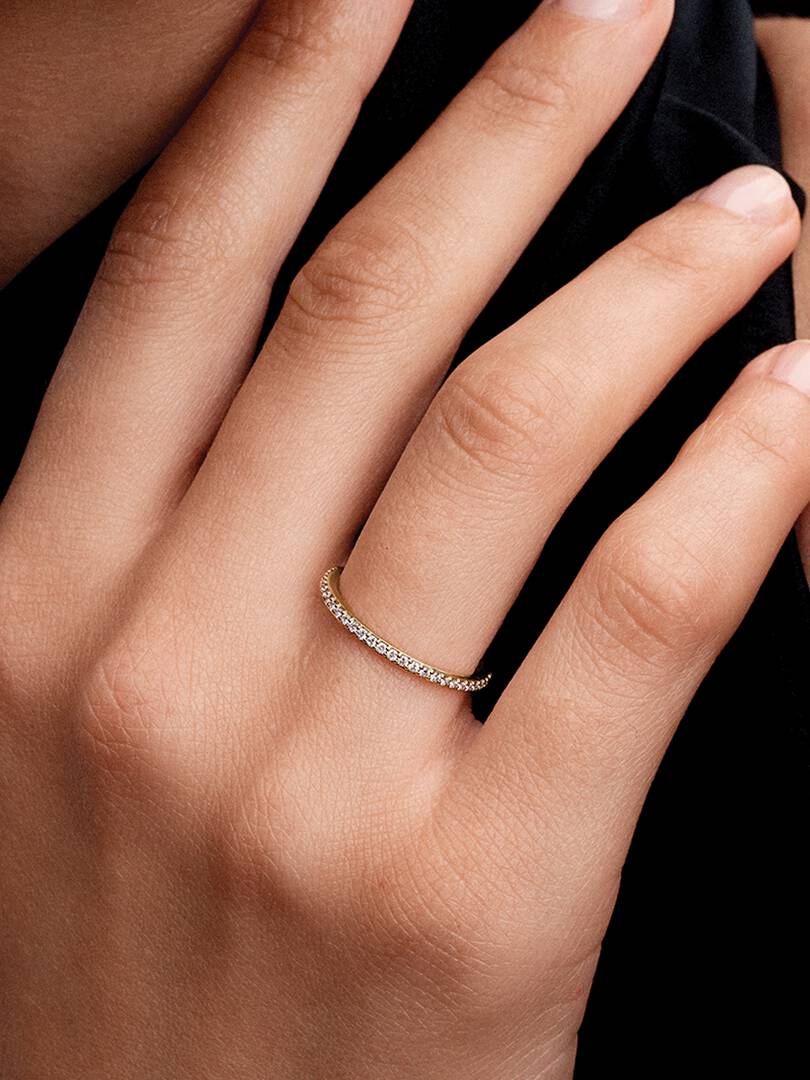 Pandora Era 14k Gold Lab-grown Diamond Half Eternity Pavé Band Ring 0.11 ct TW, 14k gold