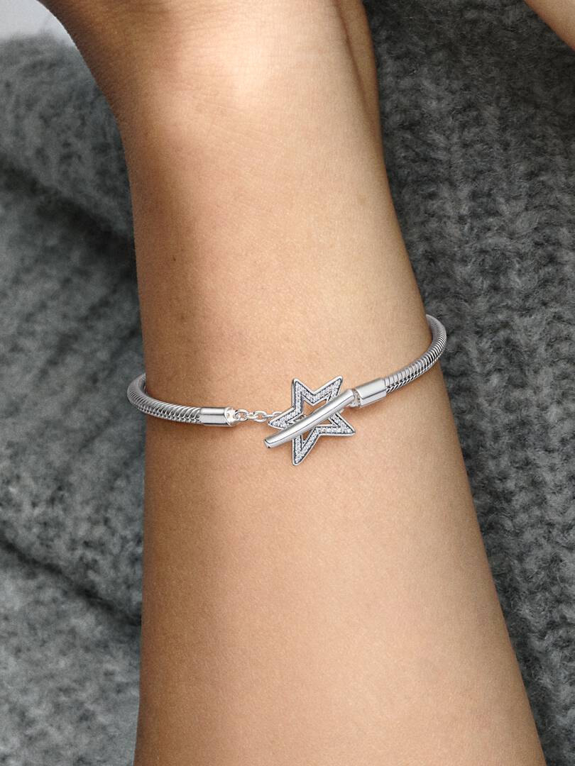 FINAL SALE - Pandora Moments Asymmetric Star T-bar Snake Chain Bracelet Sterling silver