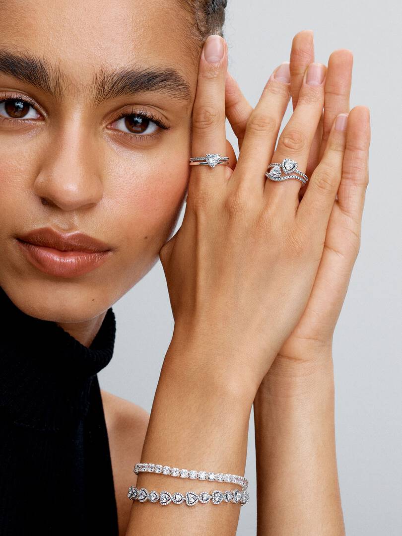 Wavy Pavé Heart Ring Sterling silver