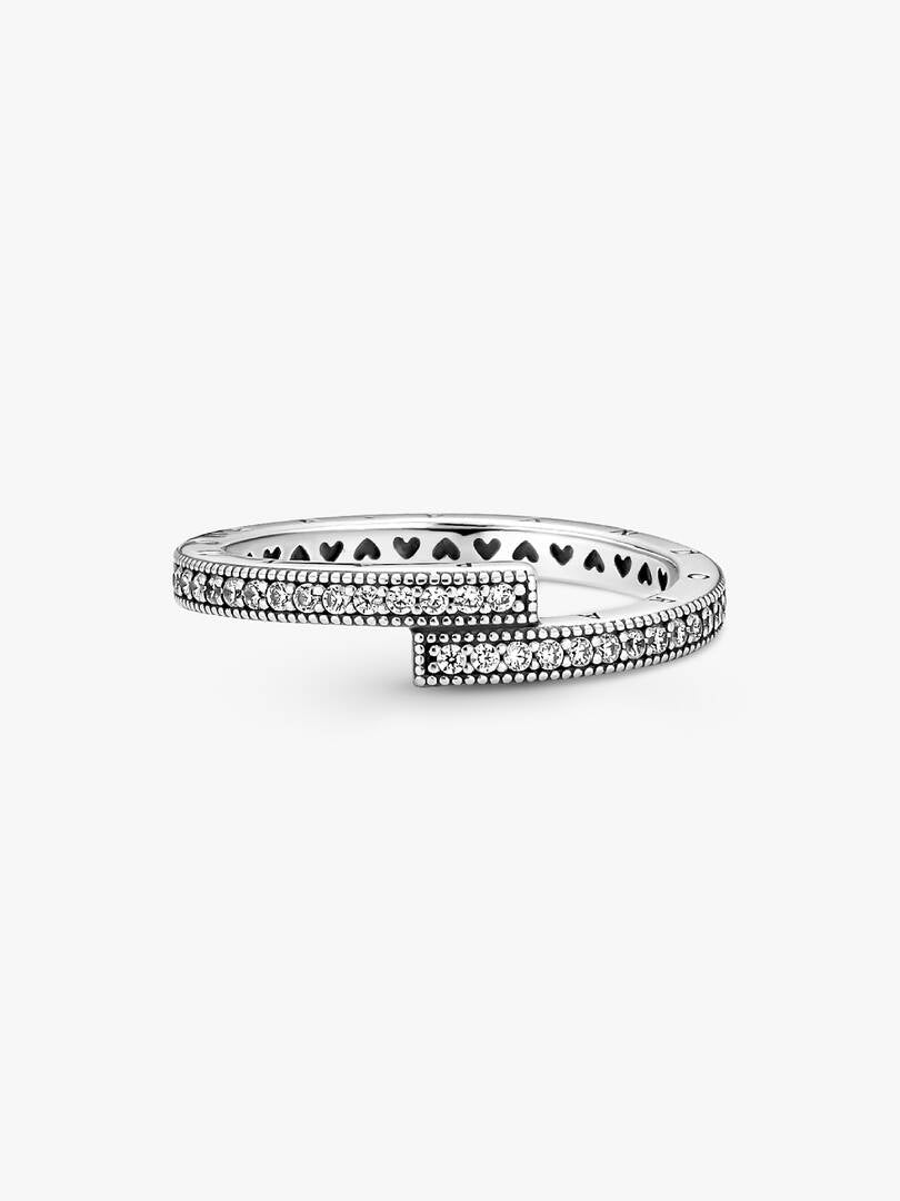 Sparkling Overlapping Ring Sterling silver