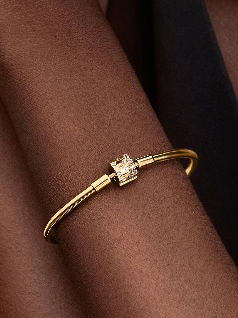 FINAL SALE - Sparkling Barrel Clasp Bangle 14k gold plating