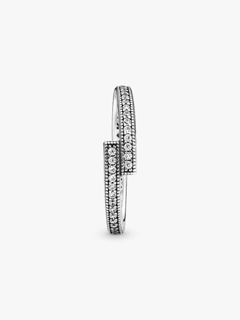 Sparkling Overlapping Ring Sterling silver