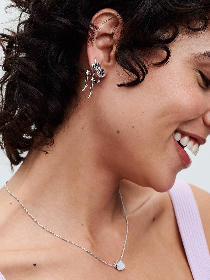 FINAL SALE - White Rose in Bloom Collier Necklace Sterling silver