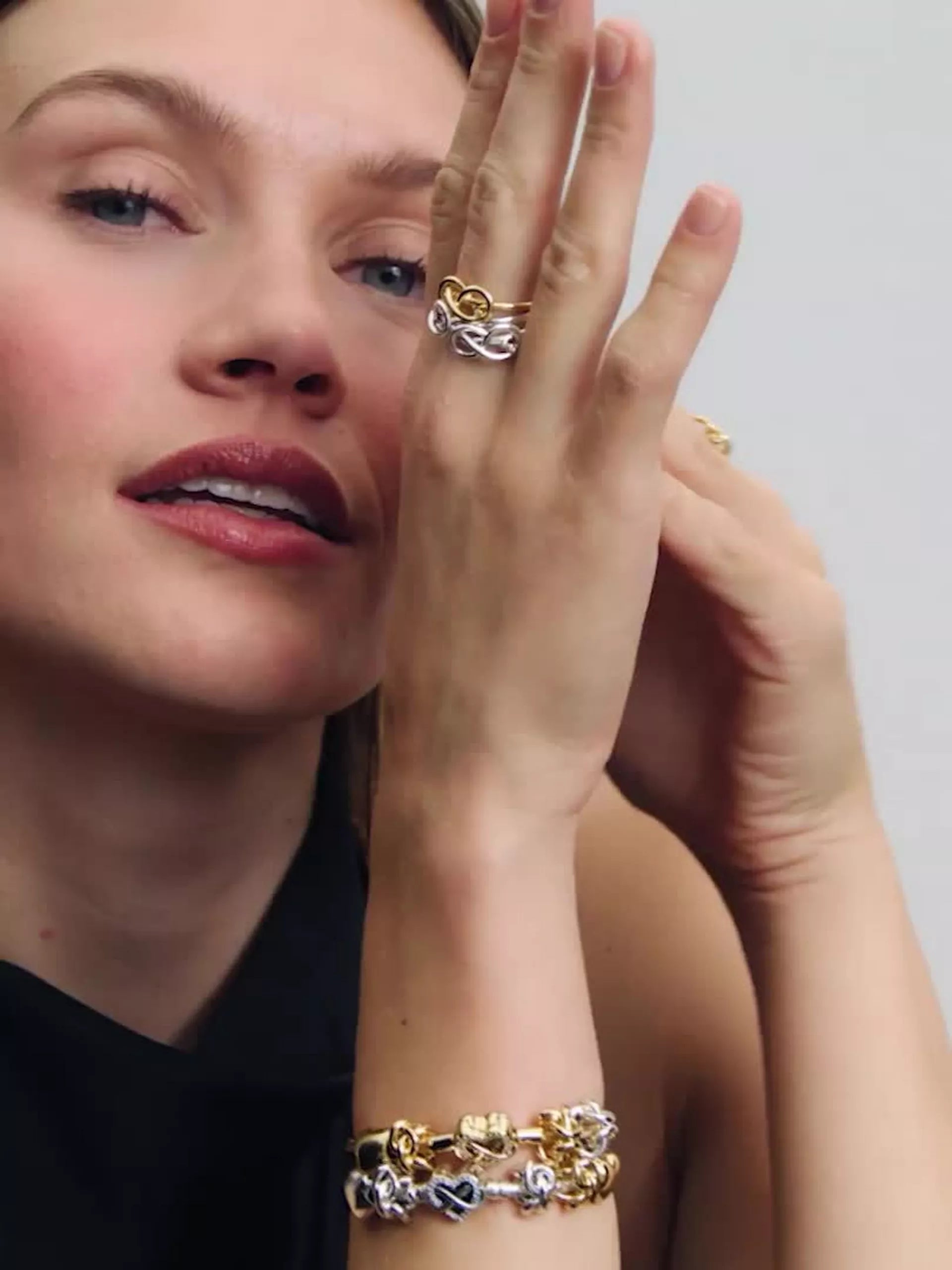 Pandora Moments Sparkling Infinity Heart Clasp Snake Chain Bracelet Sterling silver