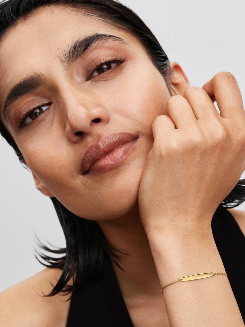 Engravable Bar Chain Bracelet 14k gold plating