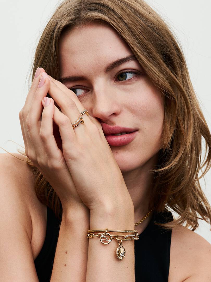 Moments Snake Chain Bracelet 14k gold plating