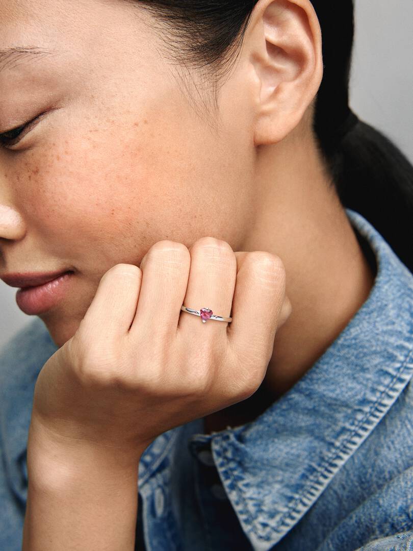 Sparkling Red Heart Ring Sterling silver