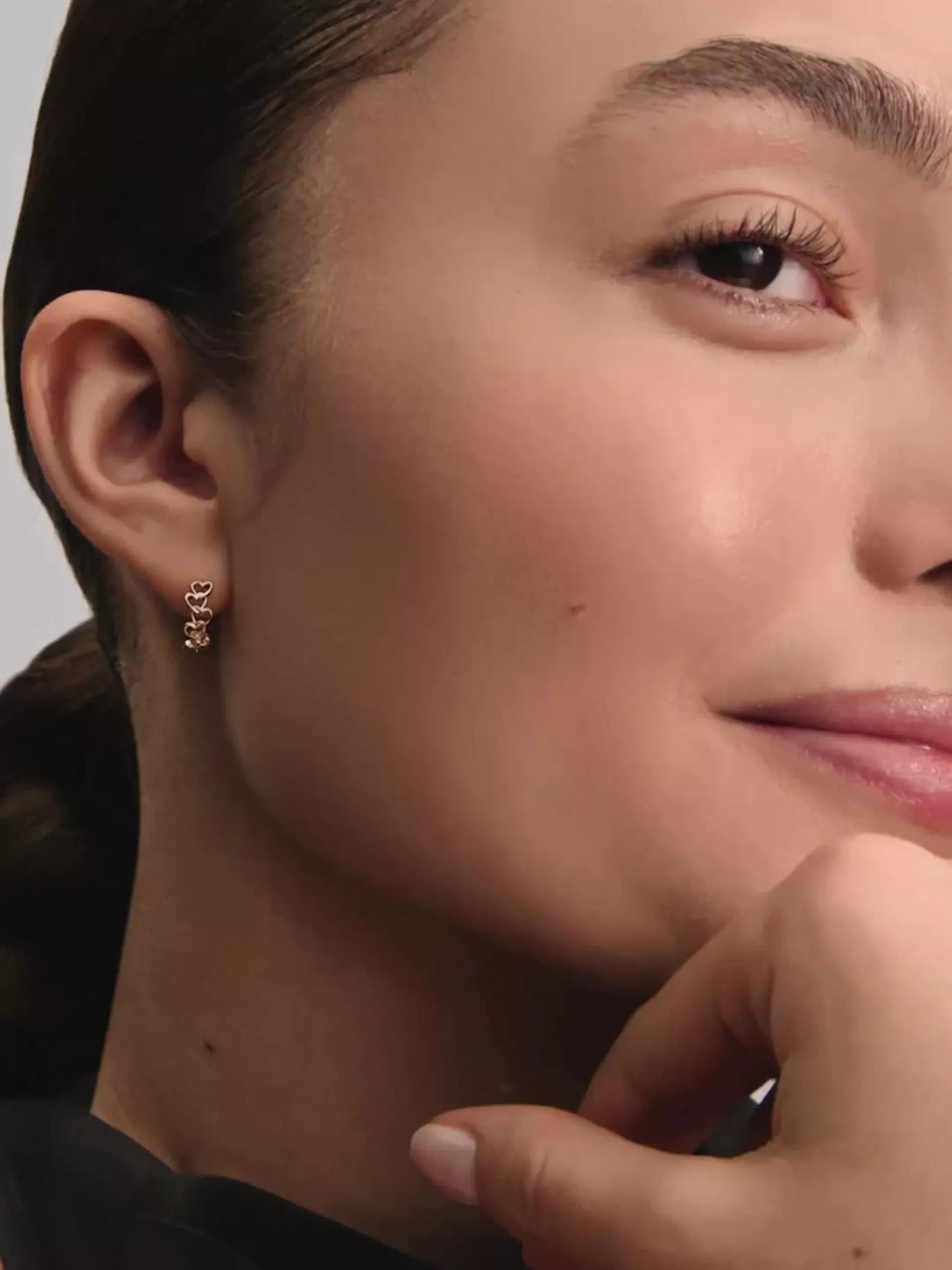Pandora Era Linked Hearts Hoop Earrings 14k gold
