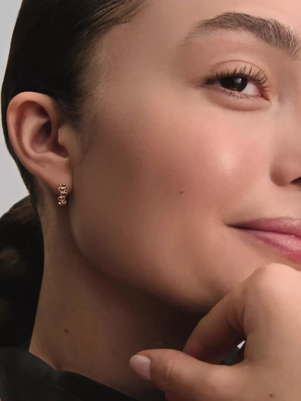 Pandora Era Linked Hearts Hoop Earrings 14k gold