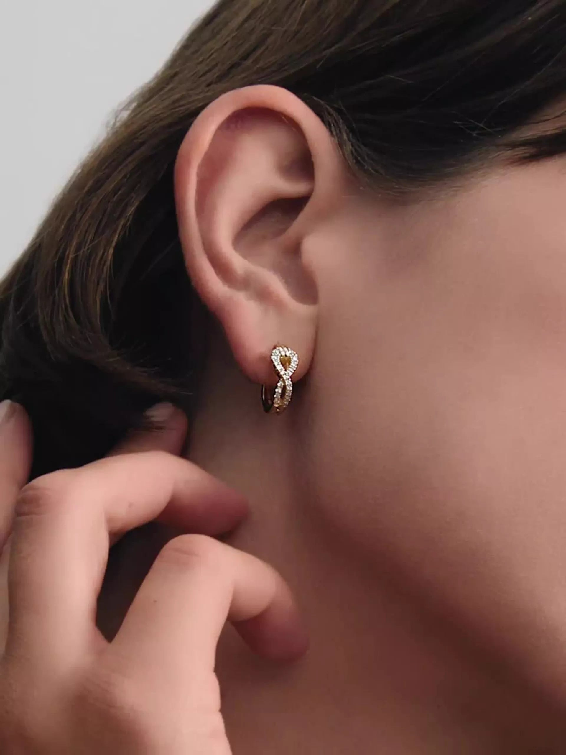 Pandora Infinite Lab-grown Diamond Pavé Hoop Earrings 0.26 ct TW, 14k gold