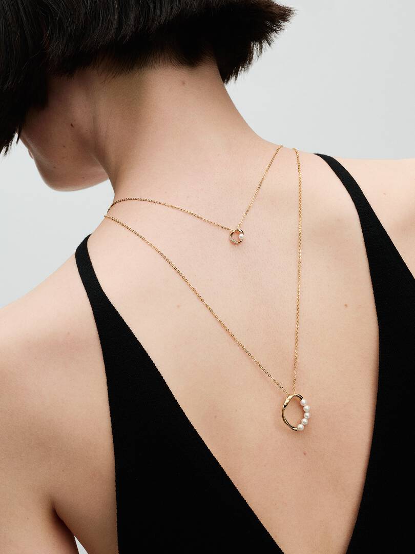 Organically Shaped Pavé Circle & Treated Freshwater Cultured Pearl Collier Necklace 14k gold plating