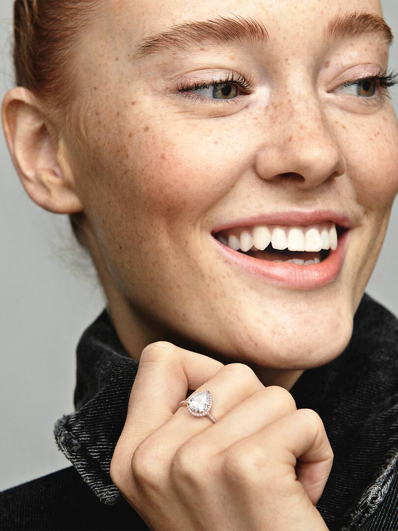 Sparkling Teardrop Halo Ring 14k rose gold plating