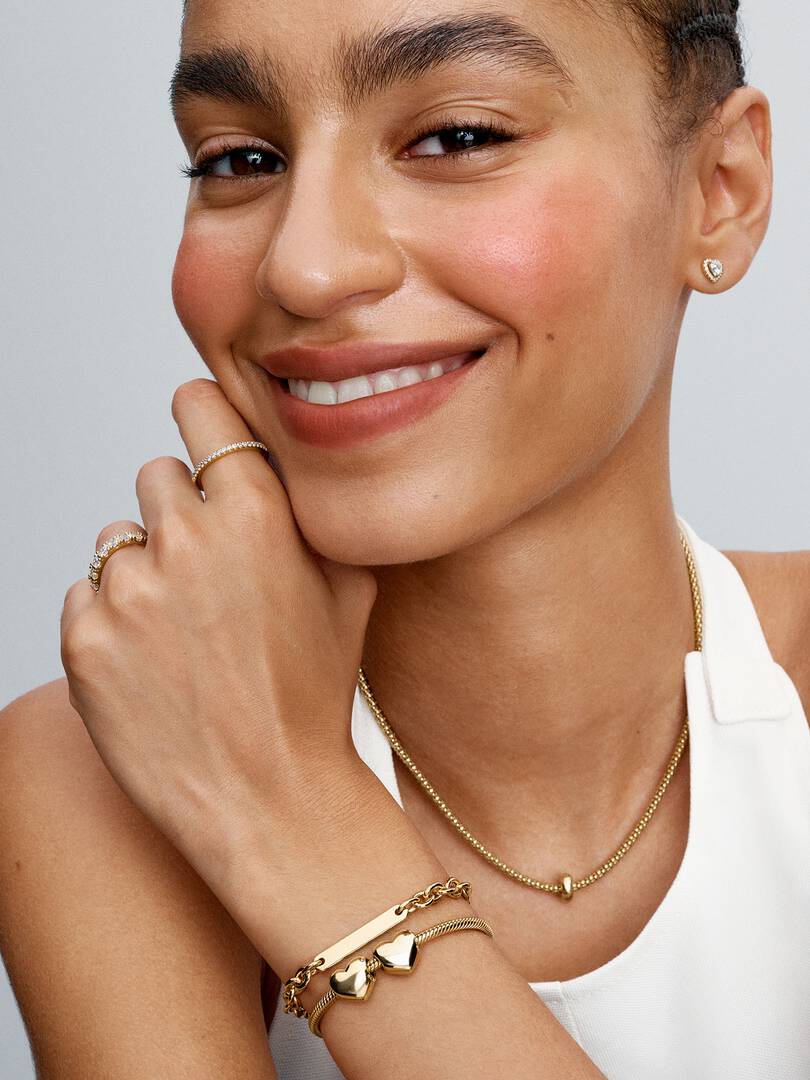 Studded Chain Necklace 14k gold plating