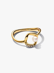 Organically Shaped Pavé Circle & Treated Freshwater Cultured Pearl Ring 14k gold plating