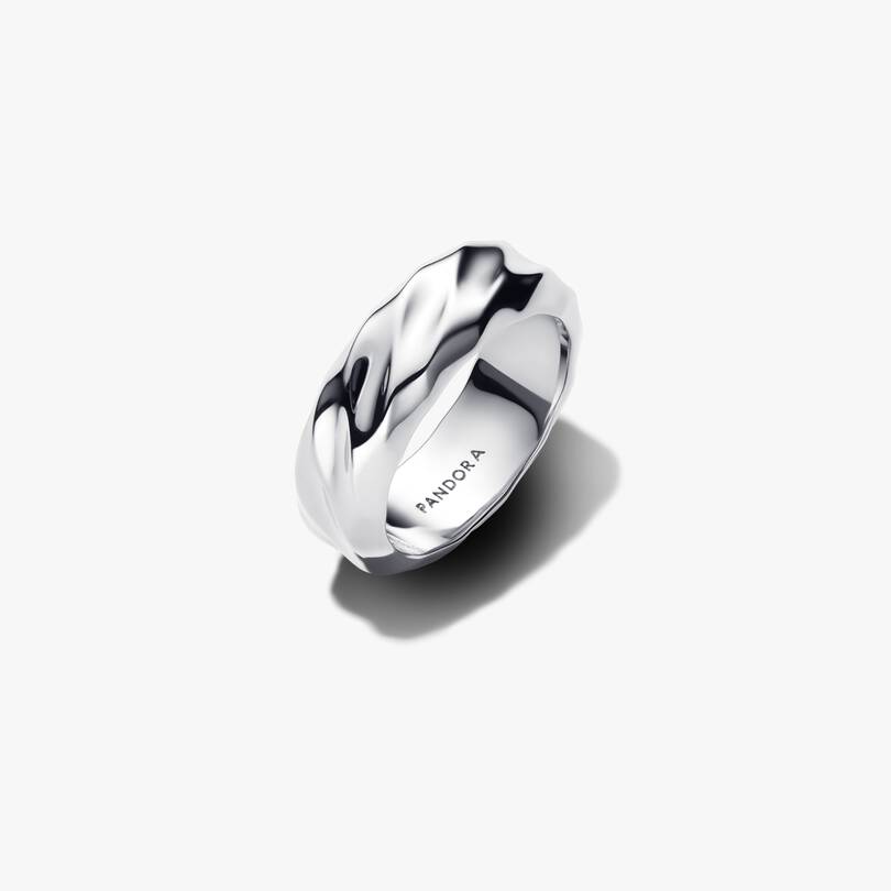 Two-Tone Ripple Effect Ring Set 2 Quantity