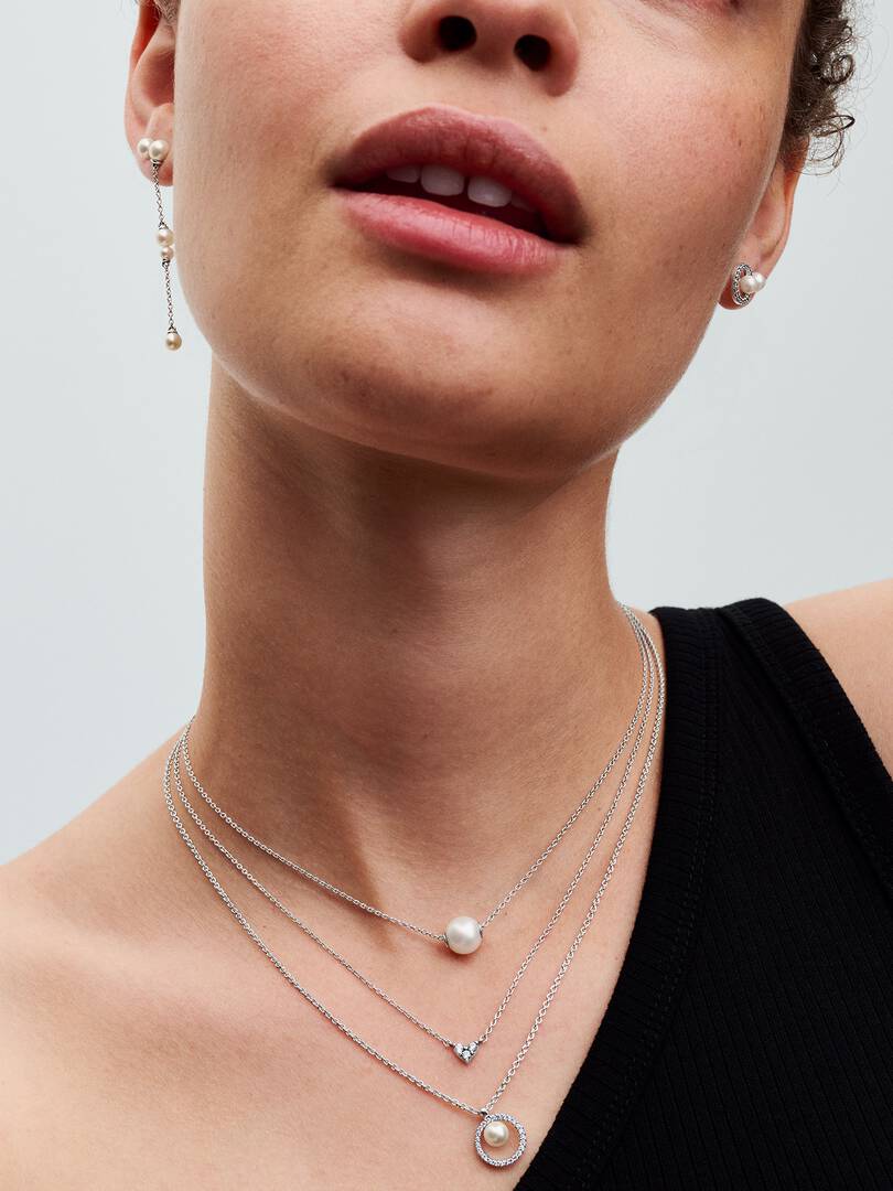Treated Freshwater Cultured Pearl & Pavé Collier Necklace Sterling silver
