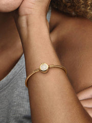Pandora Moments Sparkling Crown O Snake Chain Bracelet 14k gold plating