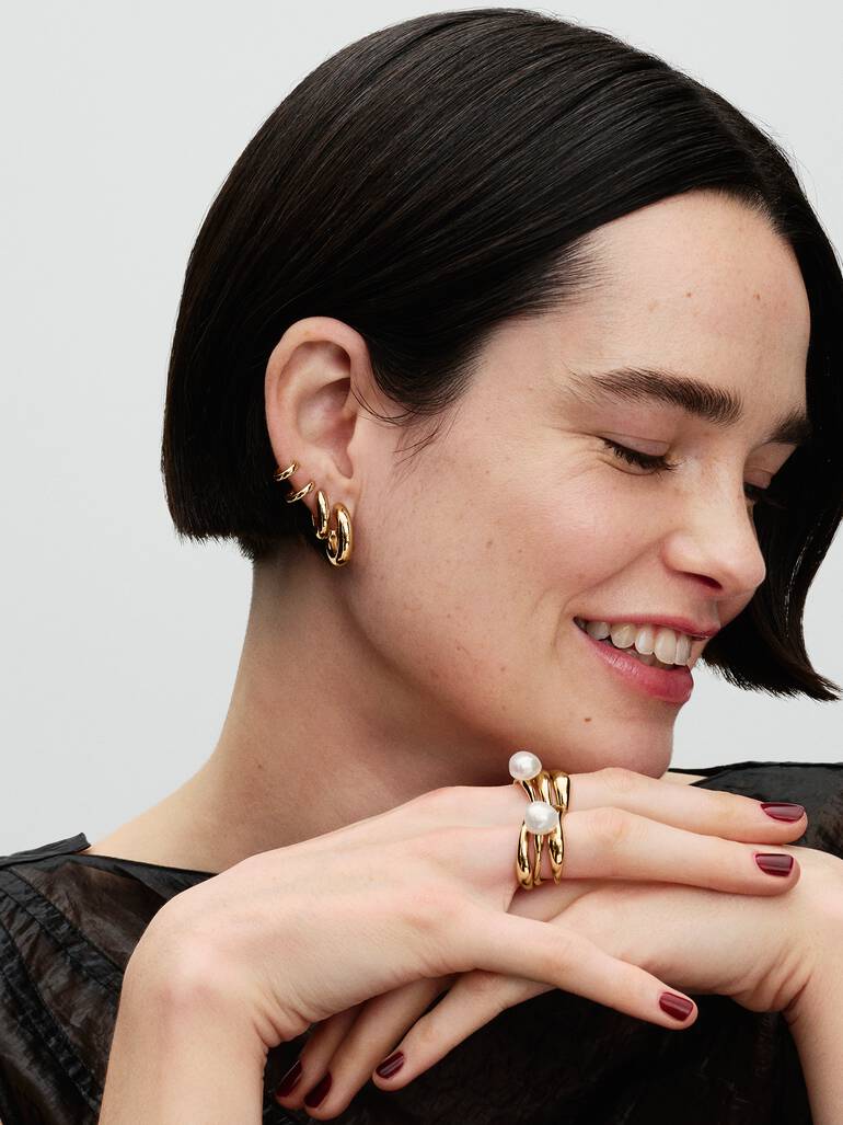 Round Hoop Earrings 14k gold plating
