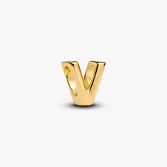 Letter V Charm Necklace 2 Quantity