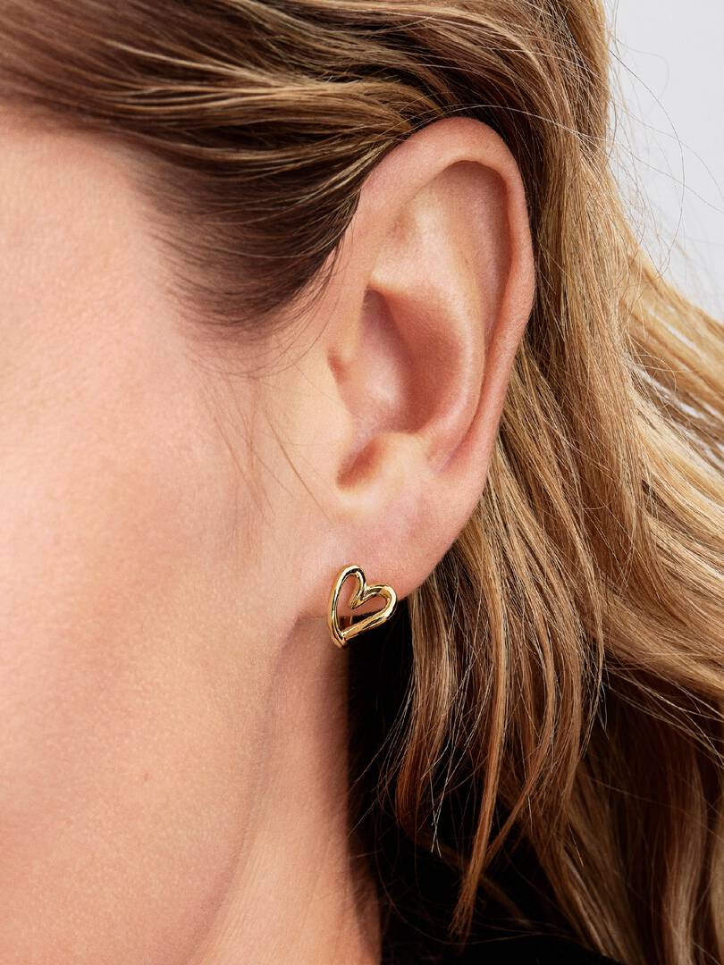 Organically Shaped Heart Small Hoop Earrings 14k gold plating