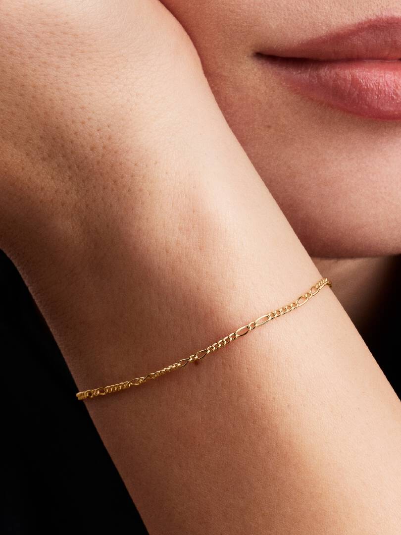 Pandora Era Figaro Chain Bracelet 14k gold
