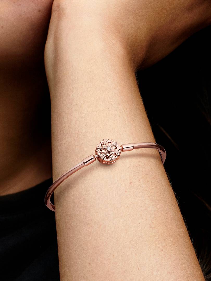 FINAL SALE - Pandora Moments Sparkling Snowflake Clasp Bangle 14k rose gold plating